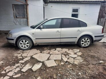 Volkswagen: Volkswagen Passat: 1996 г., 1.8 л, Механика, Бензин, Седан