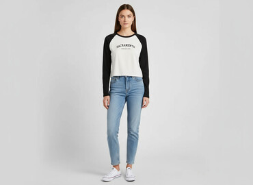 koszulka iverson: PULL&BEAR, Women`s T-shirt, size S