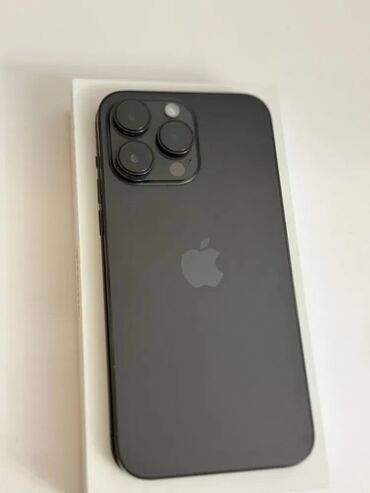 Apple iPhone: IPhone 14 Pro Max, Б/у, 256 ГБ, Черный, Зарядное устройство, Защитное стекло, Чехол, 92 %