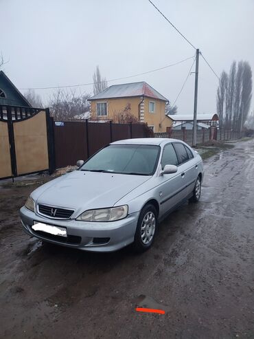 Honda Accord: 2002 г., 1.8 л, Автомат, Бензин, Хетчбек