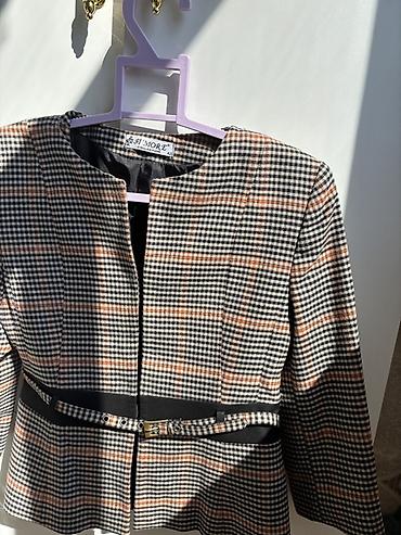 qisa kurtka modelleri: Qadın jaketi – Ai’More Collection, ölçü 42 - Klassik qara‑ağ xırda — 2