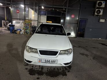 Daewoo: Daewoo Nexia: 2012 г., 1.5 л, Механика, Бензин, Седан