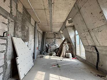 mansarlı evlər: Satılır 3 otaqlı yeni tikili 100 m², Ağ şəhər q. Kateqoriya Yeni — 6