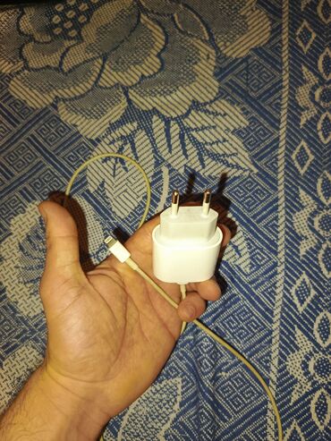 Simsiz şarj cihazı Apple, > 20 Vt