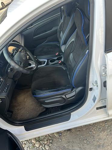 хюндай таракан: Hyundai Avante: 2019 г., Седан — 5