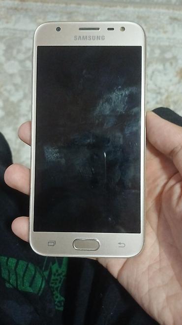 Техника и электроника: Samsung Galaxy J3 (2017), модель SM‑J330F, золотистый. Основные — 1