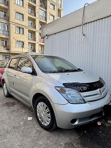 аудио касеты: Toyota Ist: 2003 г., Автомат, Бензин, Хэтчбэк — 1