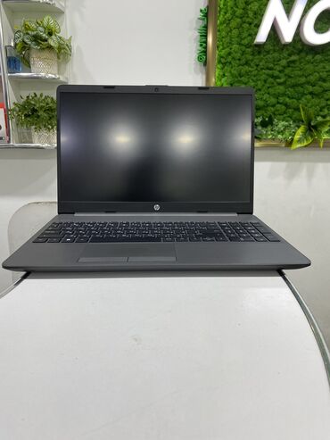 Ноутбуки: Ноутбук, HP, 8 ГБ ОЗУ, AMD Ryzen 3, 15.6 ", Б/у, Для несложных задач, память SSD