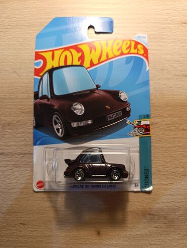 qurtqa modelleri: Hot Wheels – Porsche 911 Turbo 3.6 (964) “Tooned” seriyası - Brend