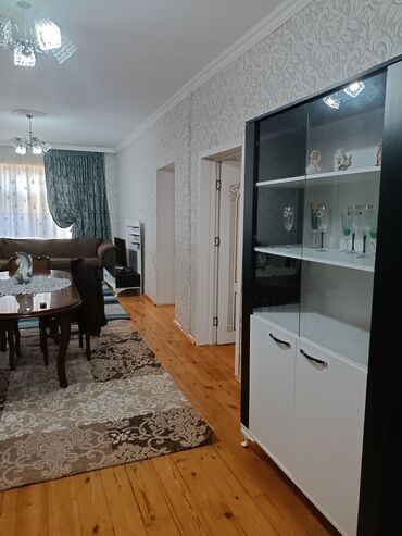 Qonaq otağı dəstləri: Masa və oturacaqlar — 3