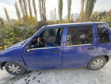 кадамжой: Daewoo Tico: 1997 г., Кол менен иштөөчү, Бензин, Хетчбек — 2
