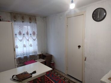 сдаю дом ак ордо: 40 м², 4 комнаты, Подвал, погреб, Забор, огорожен