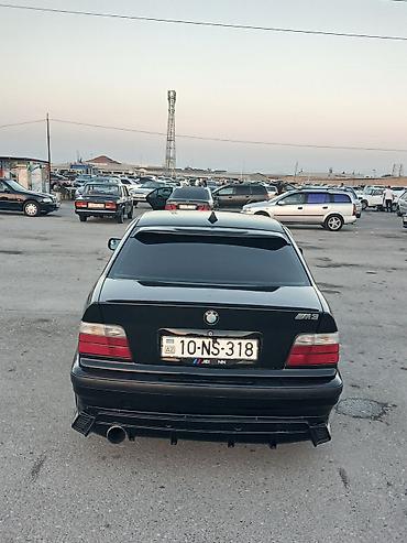 BMW: BMW 3 series: 1.8 l | 1992 il Sedan — 5