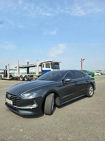 small car: Hyundai Sonata: 2020 г., Автомат, Седан — 3