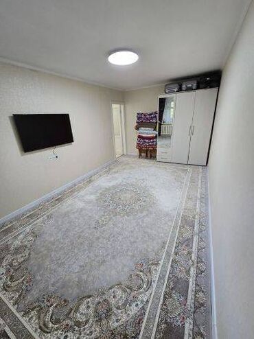 квартира на месец: 1 бөлмө, 34 кв. м, 104-серия, 3 кабат, Евроремонт