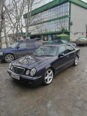 Mercedes-Benz: Mercedes-Benz E-Class: 2000 г., 2.4 л, Механика, Бензин, Седан