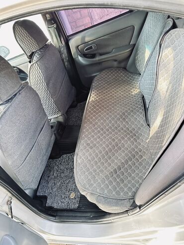 Hyundai: Hyundai Elantra: 2005 г., 1.6 л, Механика, Газ, Седан — 9