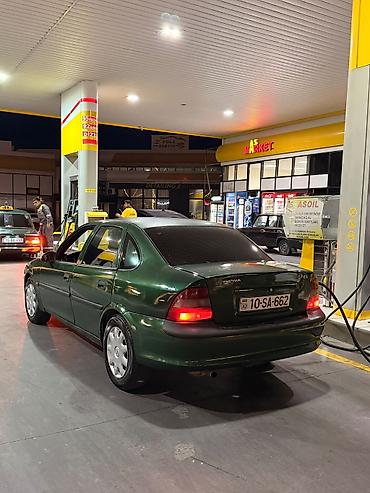 Opel: Opel Vectra sedan gündəlik sürülən maşindi heç bir prablemi yoxdu — 4