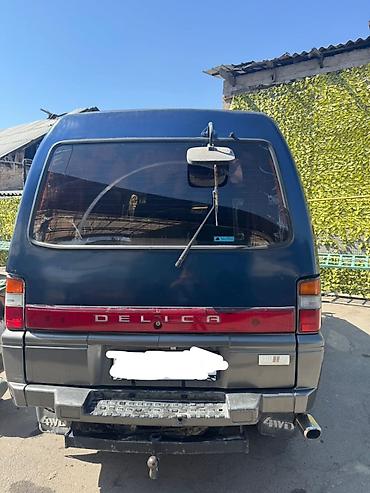 купить длм: Mitsubishi Delica: 1993 г., 2.4 л, Автомат, Бензин, Минивэн — 3