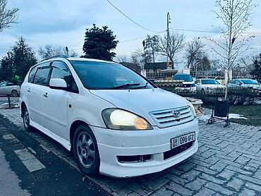 Toyota: Toyota Ipsum: 2002 г., 2.4 л, Автомат, Газ, Минивэн — 2