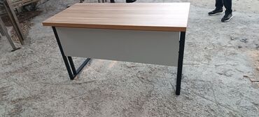 Masa və oturacaq dəstləri: Mətbəx üçün, Açılmayan, Dördbucaq masa, 4 stul — 24