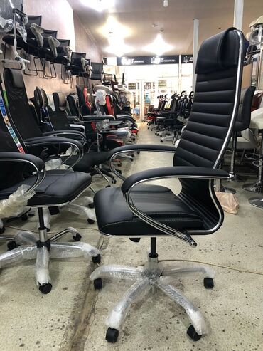 Ofis və oyun kresloları: Yeni, Təkərli, Qolları tənzimlənmir, Dəri — 7