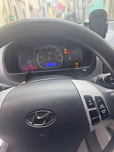 Avtomobil salonu üçün digər detallar: Hyundai Elantra, 2009 il, İşlənmiş — 2