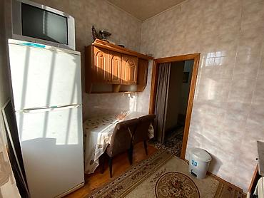 qara qarayev: Nizami rayonu qara qarayev metrosunun 1 ci cixisi rahat marketin ustu — 9