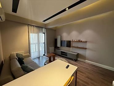 Uzunmüddətli kirayə mənzillər: ✨ PREMIUM TƏKLİF! ✨ 📍 Elmlər metrosuna 5 dəqiqəlik məsafə 🏢 Premium — 7