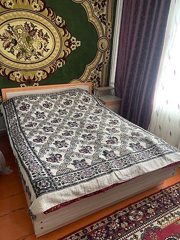 Продажа коттеджей и домов: Продаётся частный дом с мебелью на фото. Описание: Каракол, Салиева 35 — 2