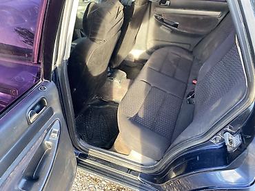 Audi: Audi A4: 1994 г., 1.8 л, Механика, Бензин, Седан — 14