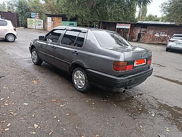 Volkswagen: Volkswagen Jetta: 1992 г., 1.8 л, Механика, Бензин, Седан — 1