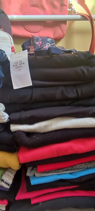 Džemperi, kardigani: Veliki lot ženske garderobe – razni komadi i veličine Sadržaj — 3