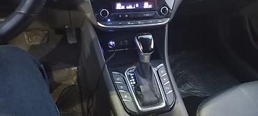 хендай ионик: Hyundai Ioniq: 2018 г., 1.6 л, Автомат, Гибрид, Хэтчбэк — 4