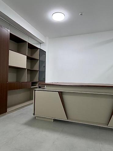 Коммерциялык мүлк: Ижарага Толугу менен кеңсе: Ижарага IT-компания, Банк бөлүмү, Колл-центр, 93 м², Бизнес борборунда, Ремонту менен, Биринчи катар, Өзүнчө кире бериши менен, Унаа токтотуучу жай менен — 6