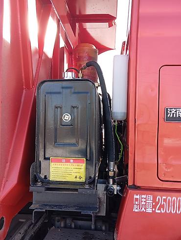 Грузовики: Грузовик, Howo, Б/у at lalafo.kg — 10 Грузовики: Грузовик, Howo, Б/у — 10