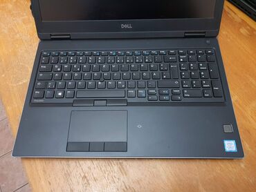Dell: Intel Core i7, 32 GB OZU, 15.6 " — 1