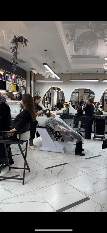 Парикмахеры: Парикмахер Универсал. Процент. бульвар Эркиндик — 6