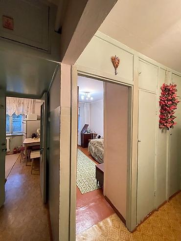 2 6: 2 комнаты, 43 м², 6 мкр 104 серия, 1 этаж, Старый ремонт — 10