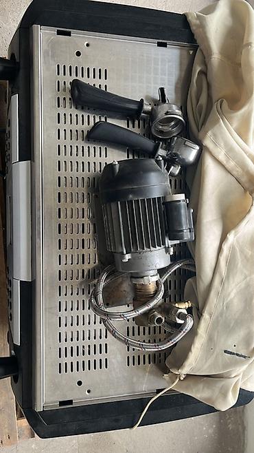 Кофеварки и кофемашины: Кофеварка, кофемашина — 4