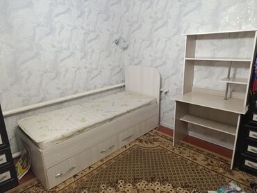кровать раскладной: Спальный гарнитур, Б/у, Односпальная кровать, Самовывоз