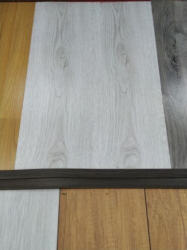 yapışan panel: Laminat, Sinif - 32, Zəmanətsiz, Kredit yoxdur