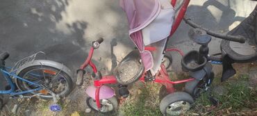 шины для велосипедов: Детские 3-ех колесные велосипеды(2шт)