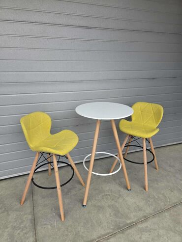 Ostalo: Stolice 9000 — 9