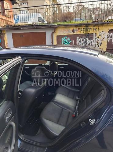 Honda: Auto u dobrom stanju,redovno odrzavanima tragova na limariji od — 6