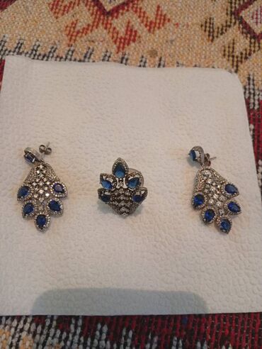 Zərgərlik dəstləri: Dəstə daxildir: Sırğa, Üzük, Versace, Gümüş, 925 Əyar, 50 g — 9