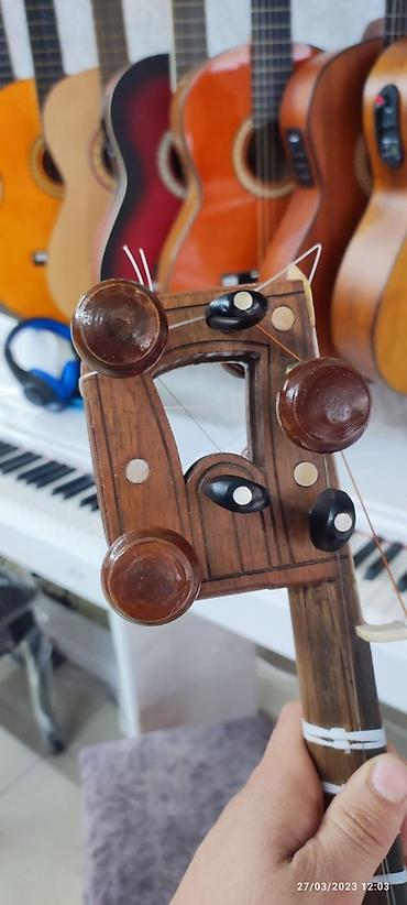 Tar: Profesional Tar Köhnə qədimi tar, Peto ustanın tarı, 60 yaşı var. Tut -da lalafo.az — 5 Tar: Profesional Tar Köhnə qədimi tar, Peto ustanın tarı, 60 yaşı var. Tut — 5