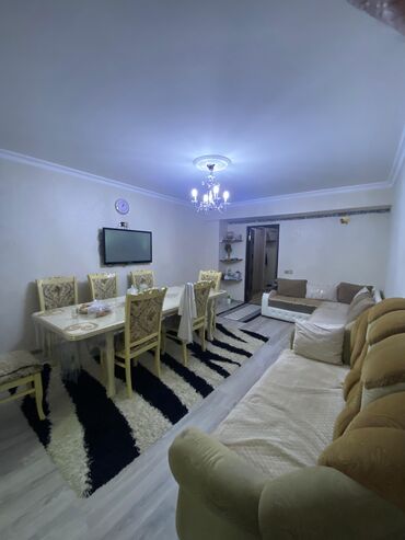 orbita mtk neftciler: Bakı, Bakıxanov qəs., 2 otaqlı, Köhnə tikili, m. Neftçilər, 58 kv. m
