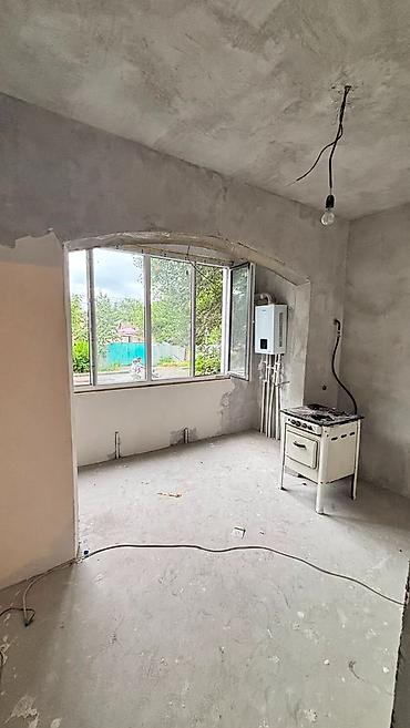 1к: 1 комната, 44 м², Кызыл Аскер 105 серия, 1 этаж, Требуется ремонт — 2