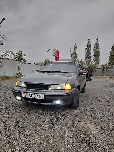 Daewoo Nexia: 2005 г., 1.5 л, Механика, Бензин, Седан